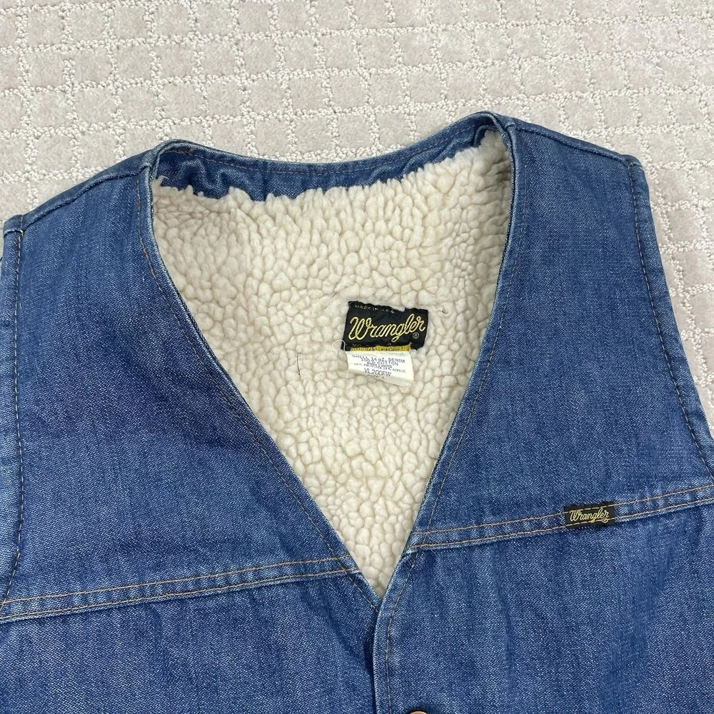 Vintage 70s Wrangler Sherpa Lined Denim Size‎ Large Cowboy Western Jean Vest